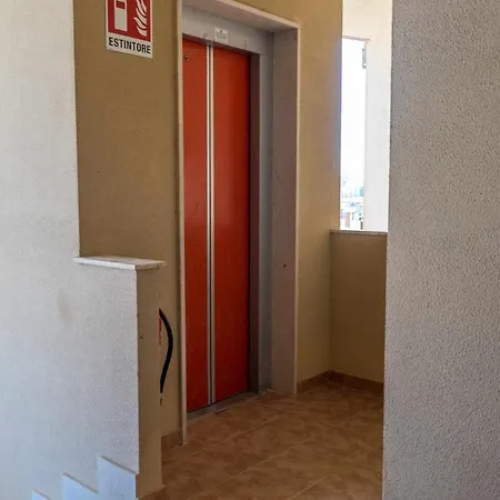 A 300 Metri Dal Mare Spigola Alghero